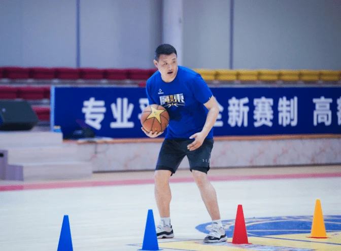 如何为不同水平的球员制定个性化的篮球训练策略_0